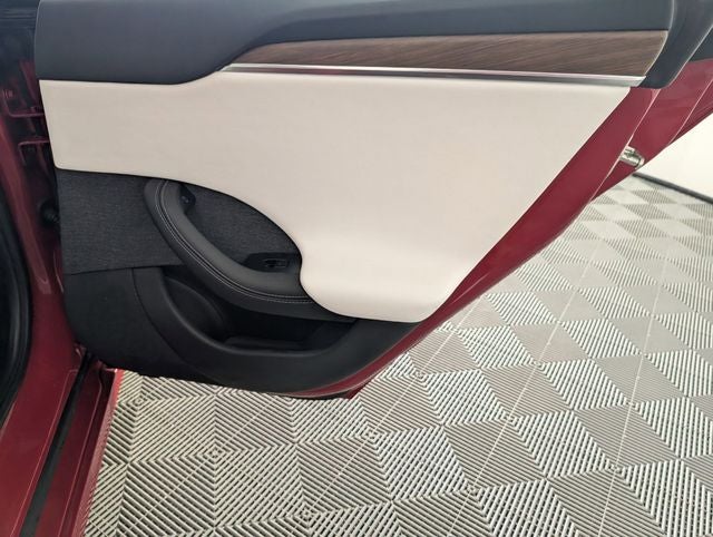 2023 Tesla Model S Standard Range