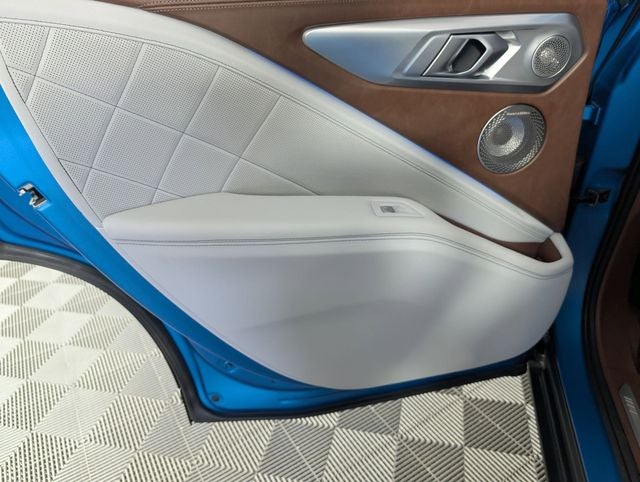 2024 BMW XM Base