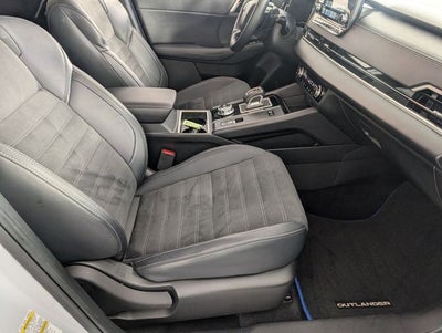 2024 Mitsubishi Outlander PHEV SE S-AWC