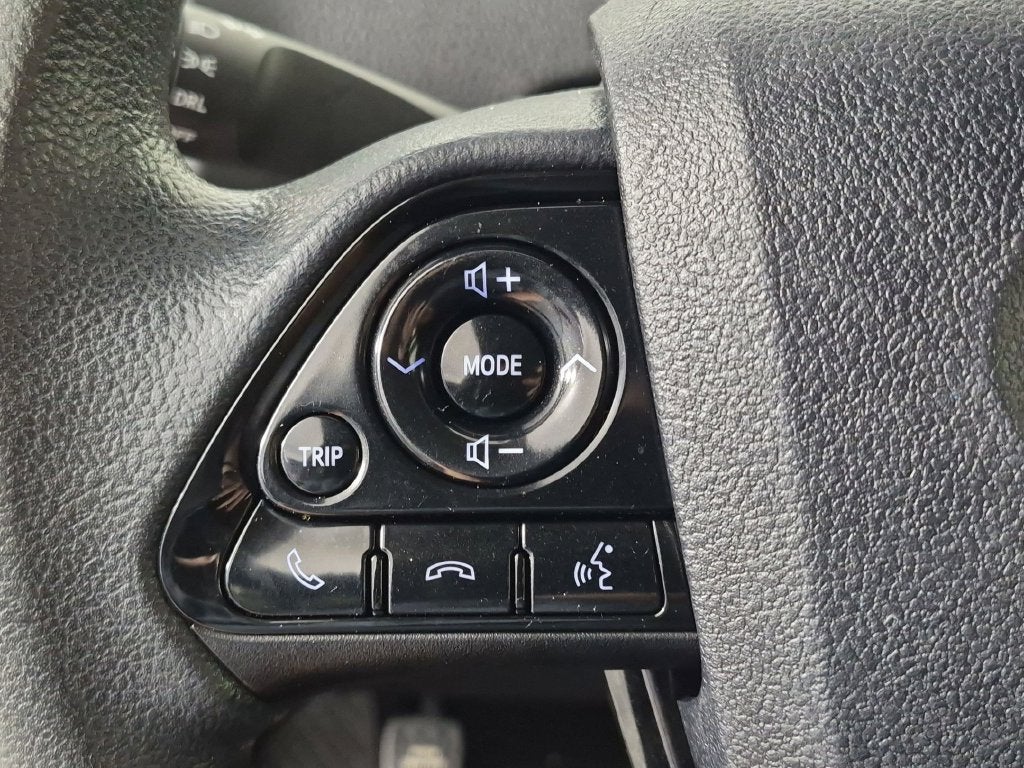 2021 Toyota Prius LE