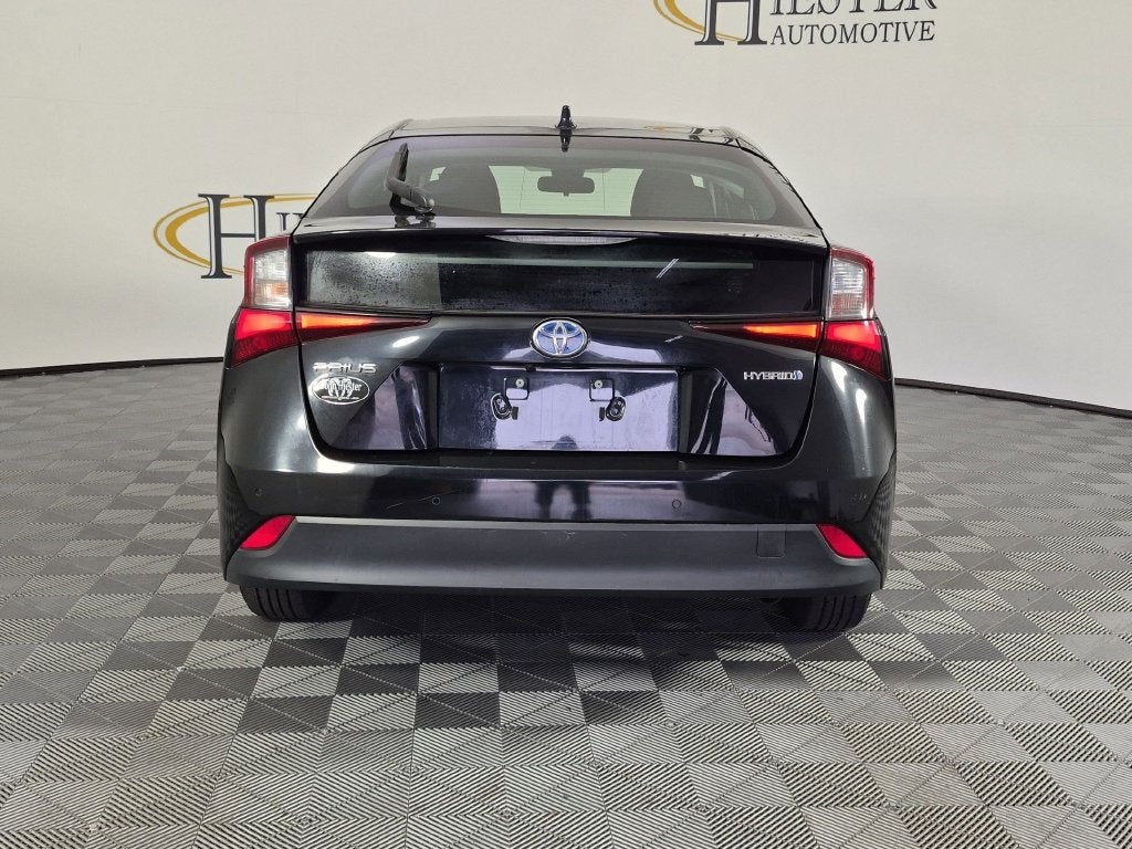 2021 Toyota Prius LE