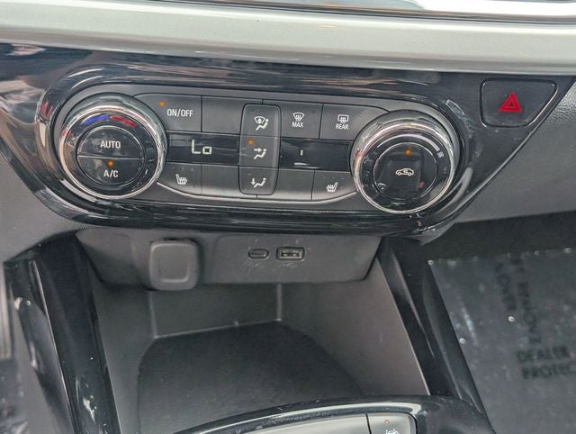 2025 Chevrolet Trax FWD LT