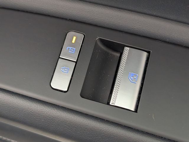 2025 Genesis GV80 2.5T