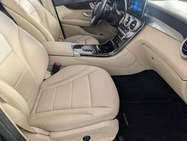 2021 Mercedes-Benz GLC GLC 300