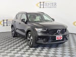 2023 Volvo XC40 B4 Ultimate Dark Theme