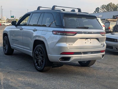 2025 Jeep Grand Cherokee Summit