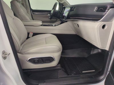 2024 Jeep Wagoneer Base