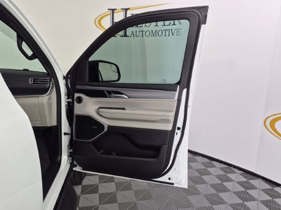 2026 Jeep Grand Wagoneer Base