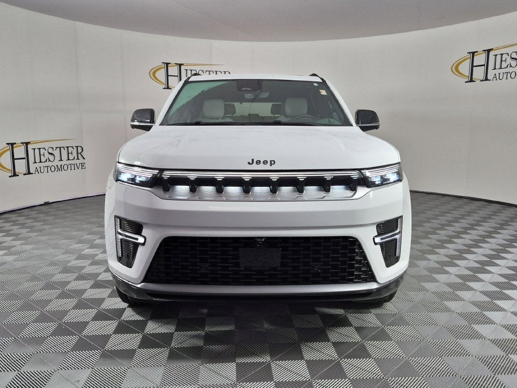 2026 Jeep Grand Wagoneer Base