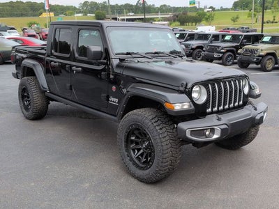 2023 Jeep Gladiator Overland
