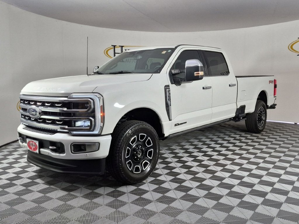 2024 Ford F-350SD Platinum
