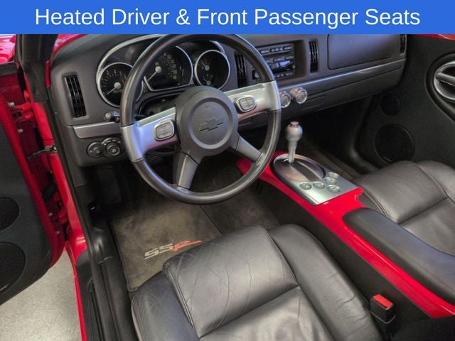 2004 Chevrolet SSR Base