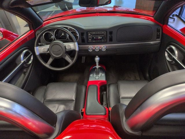 2004 Chevrolet SSR Base