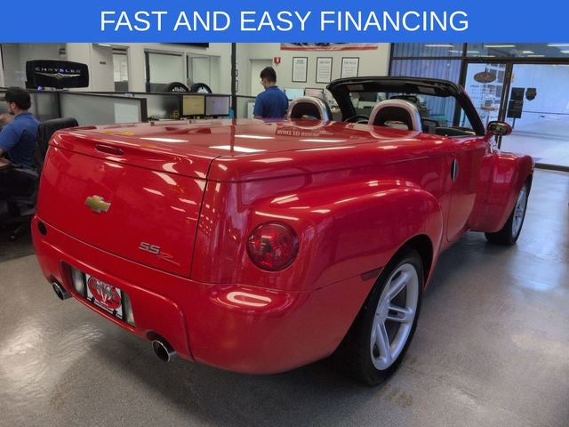 2004 Chevrolet SSR Base
