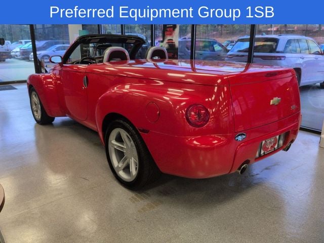 2004 Chevrolet SSR Base