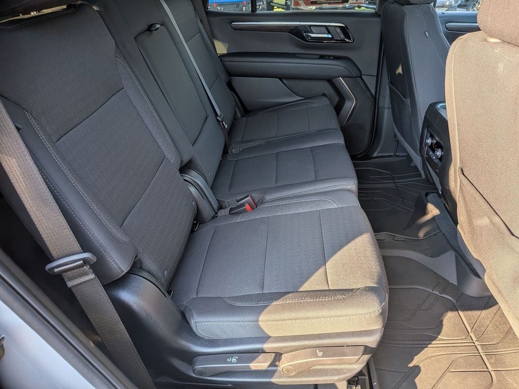 2025 Chevrolet Tahoe LS