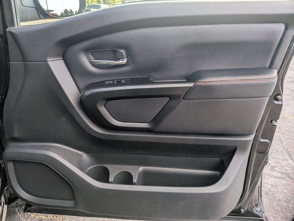 2023 Nissan Titan PRO-4X