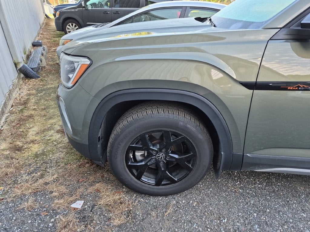 2024 Volkswagen Atlas 2.0T Peak Edition SE w/Technology