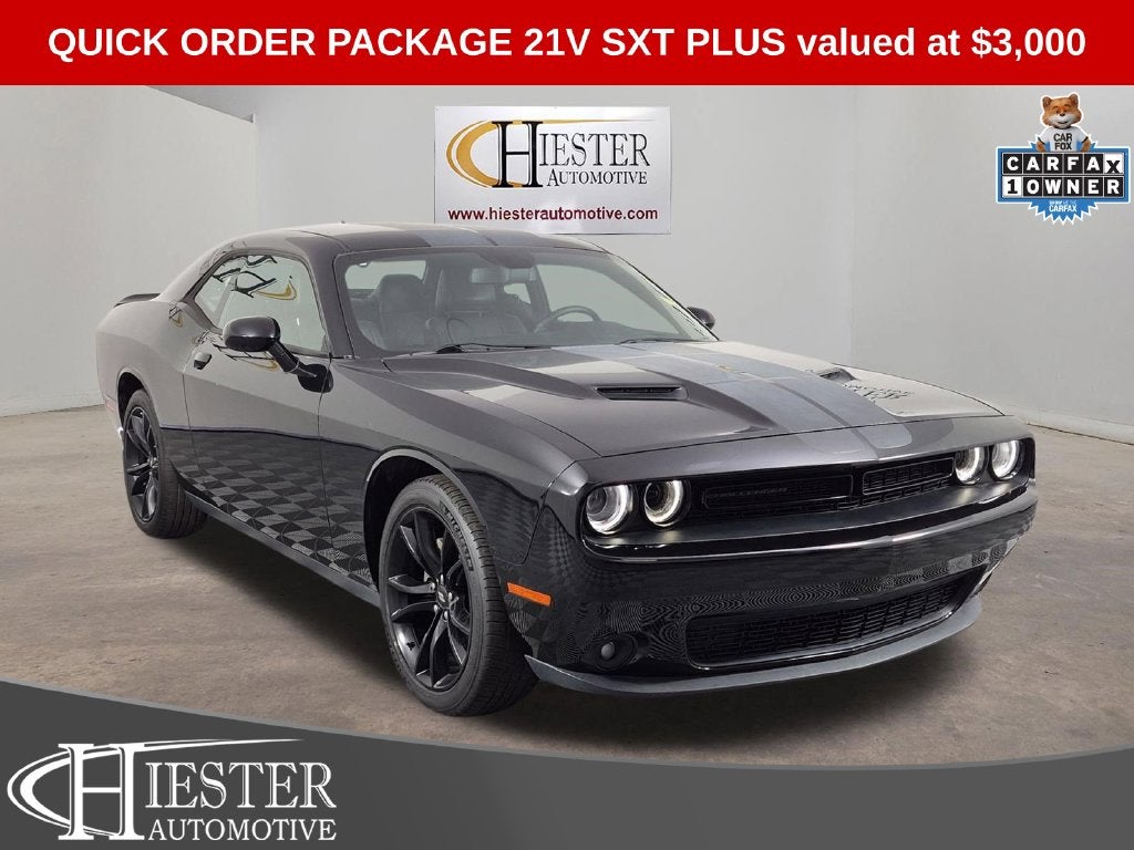 2017 Dodge Challenger SXT Plus