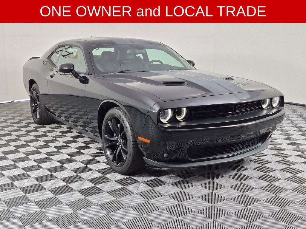 2017 Dodge Challenger SXT