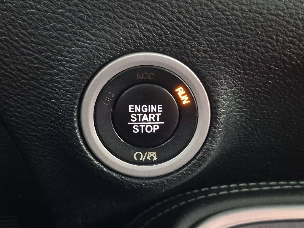 2017 Dodge Challenger SXT