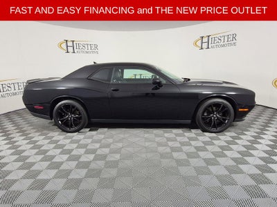 2017 Dodge Challenger SXT