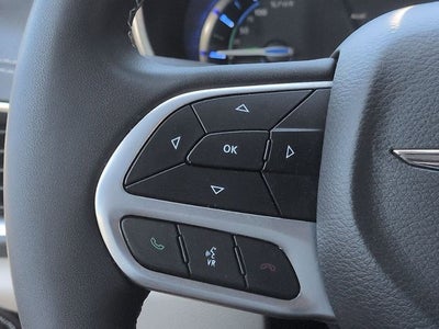 2023 Chrysler Pacifica Hybrid Limited
