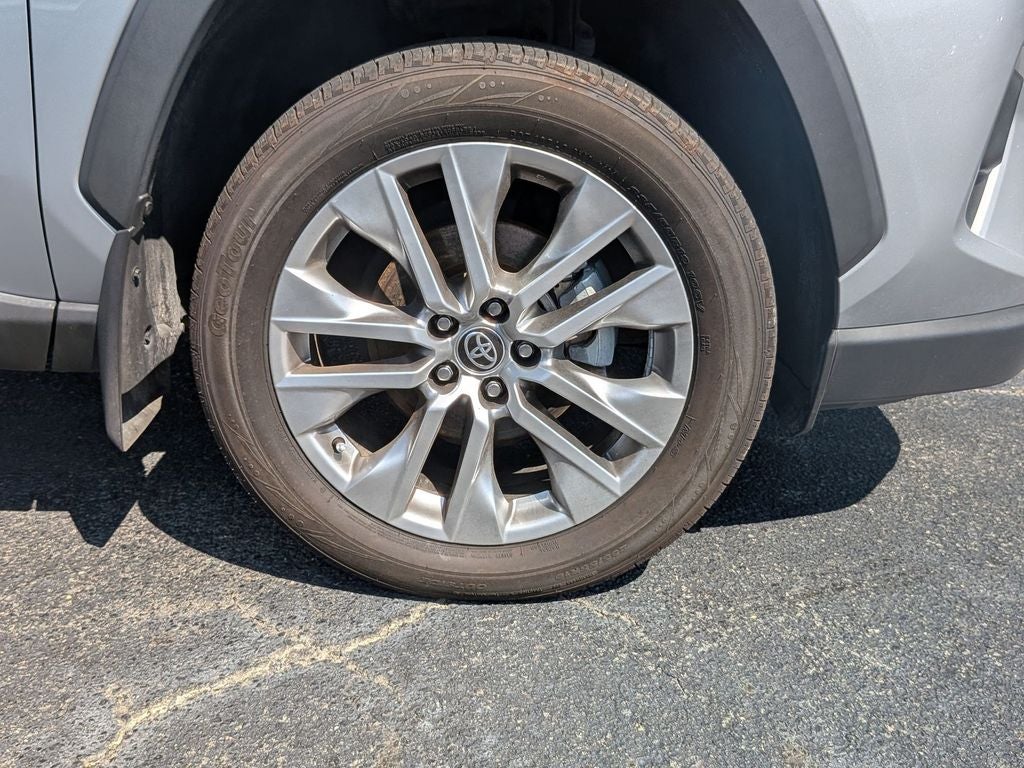 2024 Toyota RAV4 XLE Premium