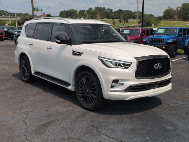 2023 INFINITI QX80 Premium Select