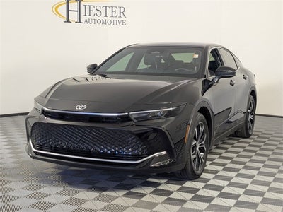 2025 Toyota Crown XLE