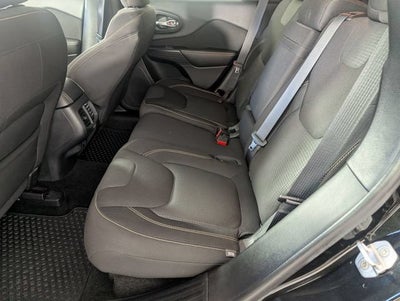 2016 Jeep Cherokee Altitude
