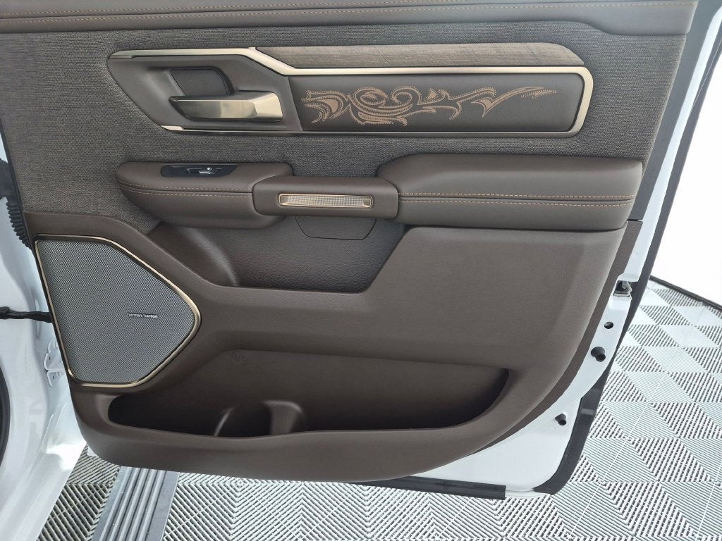 2025 RAM 1500 Limited Longhorn Crew Cab 4x4 5'7" Box