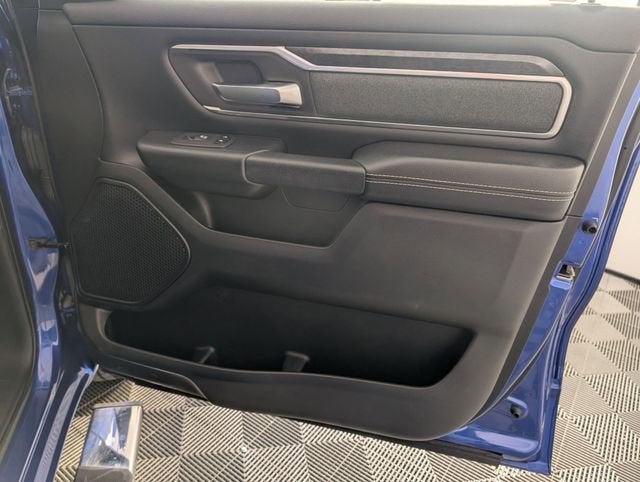 2019 RAM 1500 Big Horn/Lone Star Crew Cab 4x4 6'4" Box