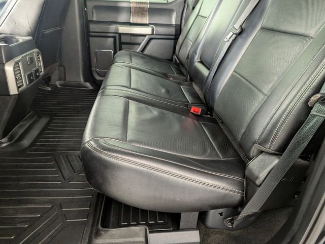 2017 Ford Super Duty F-250 SRW Lariat