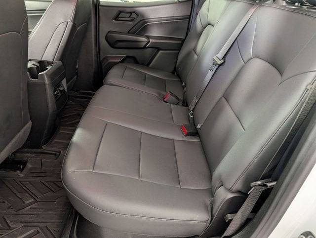 2024 Chevrolet Colorado WT