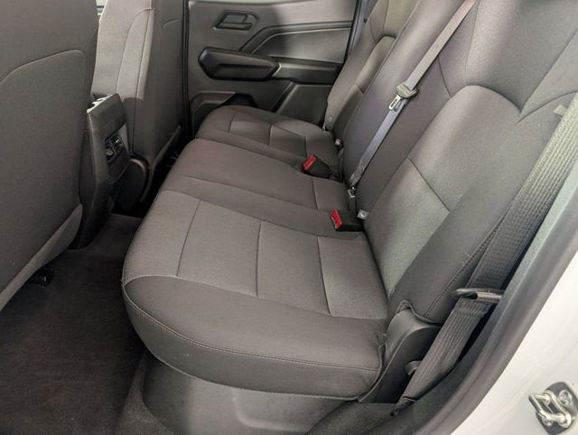 2024 Chevrolet Colorado WT