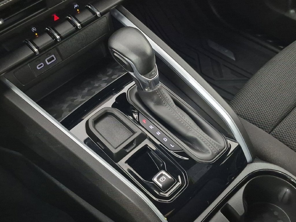 2023 Chevrolet Colorado LT - Photo 28
