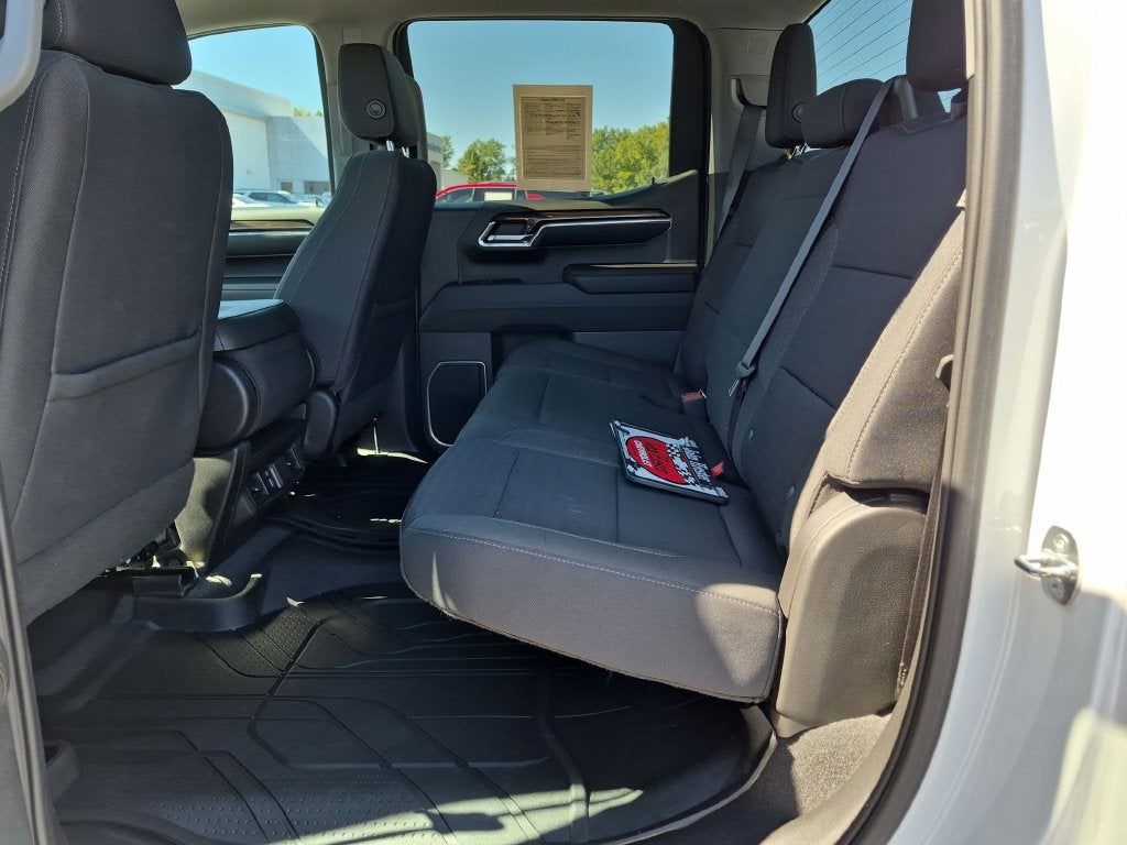 2023 Chevrolet Silverado 1500 LT - Photo 29
