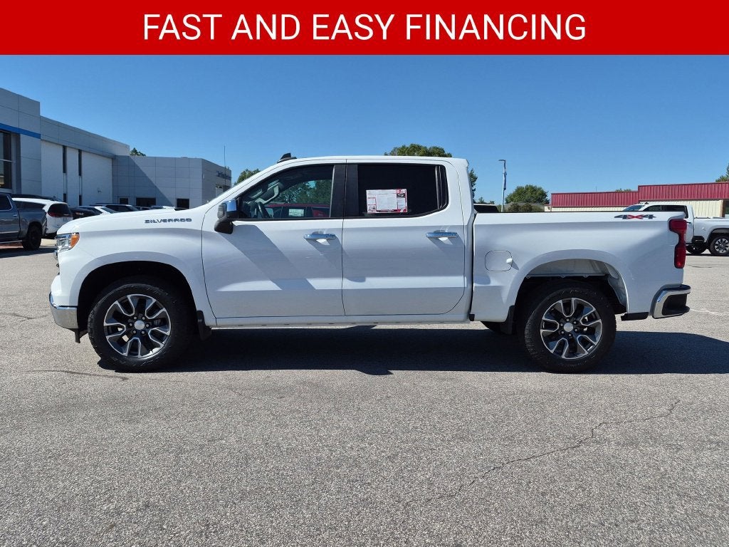 2023 Chevrolet Silverado 1500 LT - Photo 7