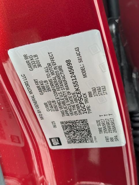 2025 Chevrolet Colorado WT/LT