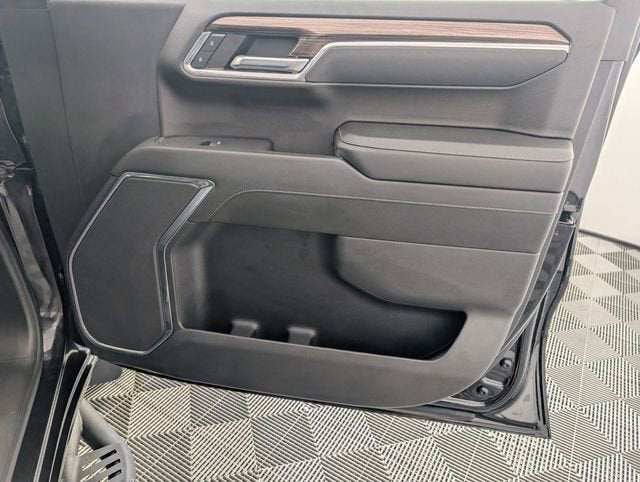 2023 Chevrolet Silverado 1500 RST - Photo 32