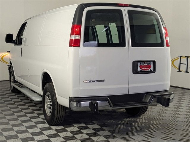 2024 Chevrolet Express Cargo 2500 WT