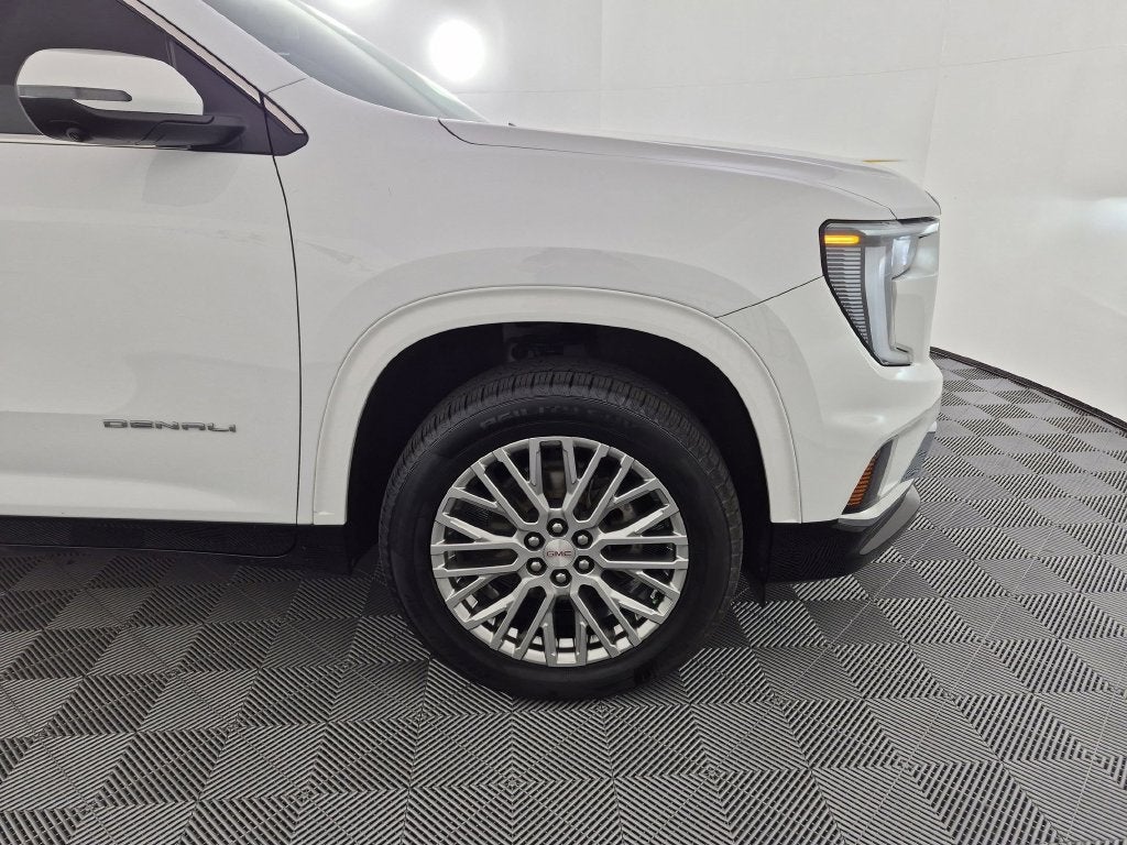 2024 GMC Acadia Denali - Photo 11