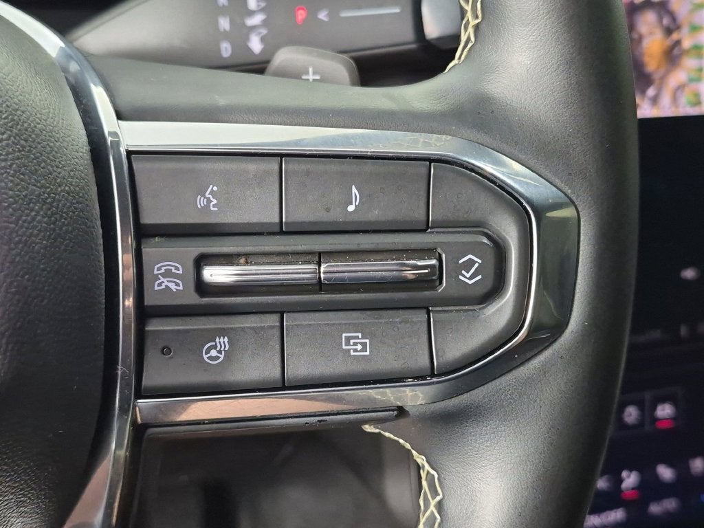 2024 GMC Acadia Denali - Photo 19