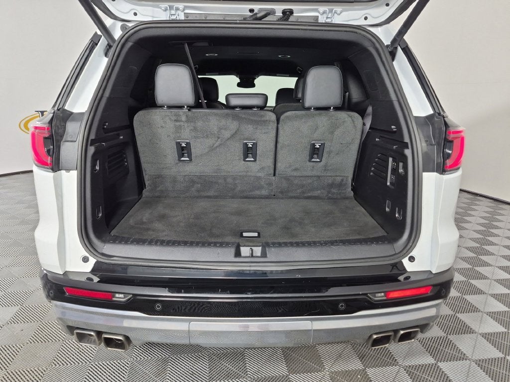 2024 GMC Acadia Denali - Photo 33