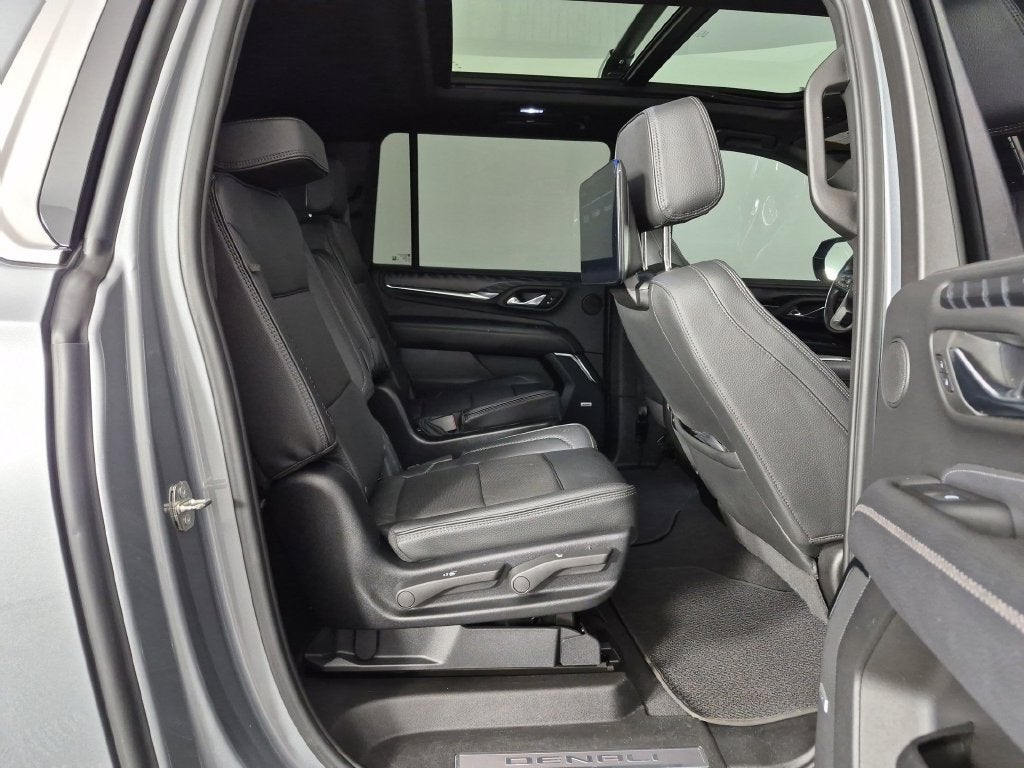 2023 GMC Yukon XL Denali - Photo 38
