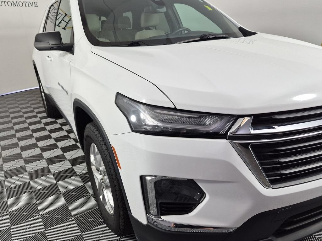 2023 Chevrolet Traverse LS - Photo 11