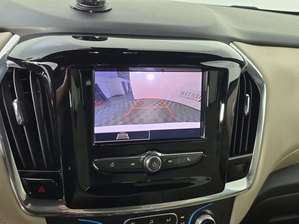 2023 Chevrolet Traverse LS - Photo 25