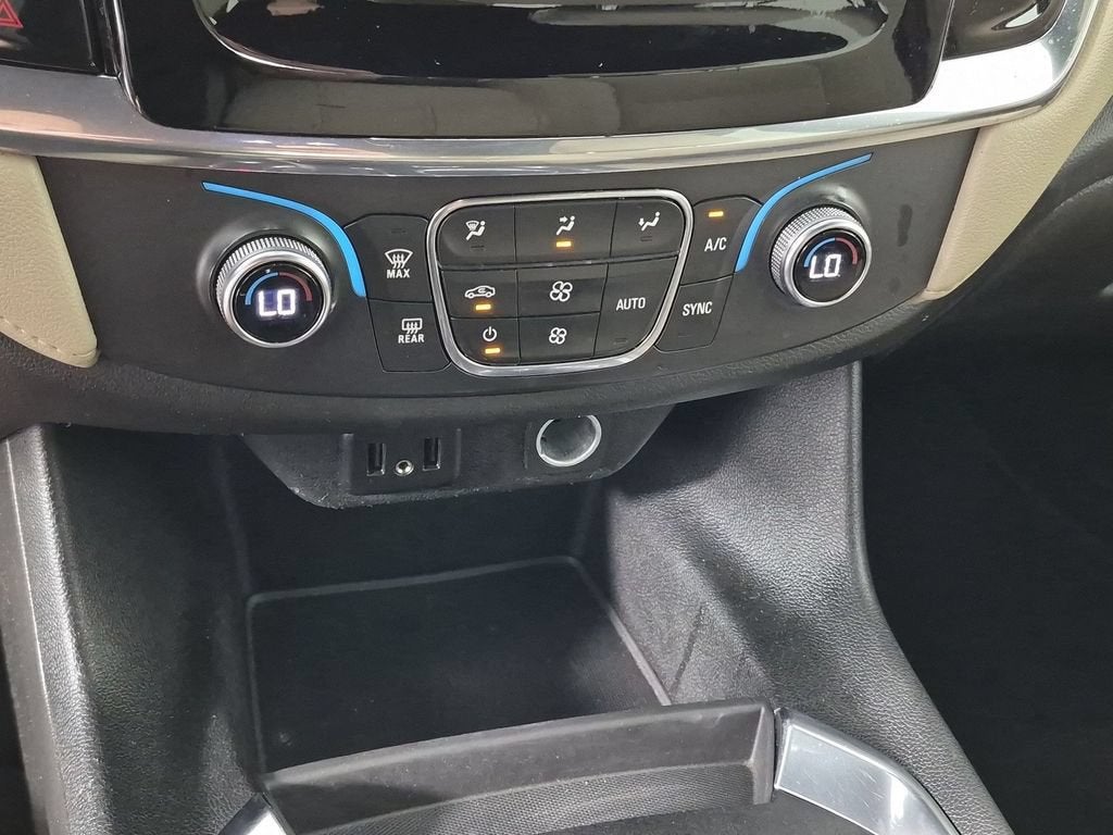 2023 Chevrolet Traverse LS - Photo 26