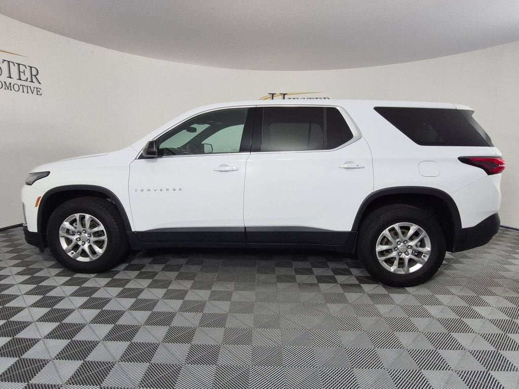 2023 Chevrolet Traverse LS - Photo 7